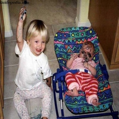 Baby-Painting-picture-funny-wallpapers